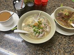 -万利洪记粉面美食