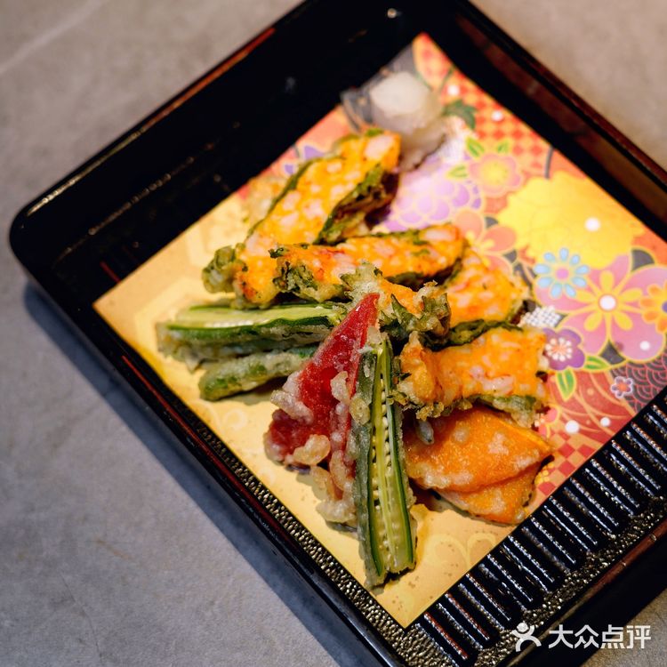 🌟  海胆九吃爆火全网，开启舌尖沉浸式鲜味之旅‼️