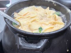 -官塘陈记鱼生·潮汕砂锅粥·潮汕生腌牛肉火锅(潮枫路总店)