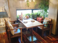 -HIGH FIVE哈福手工汉堡(桂林路店)