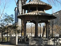-玲珑塔公园