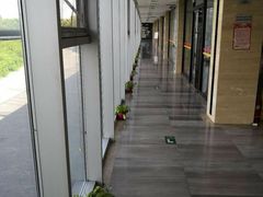 -健龙森俱乐部·游泳·健身·羽毛球综合体育馆