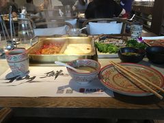 -尚尚仙·酸汤猪手·猪肚鸡火锅(华联万柳购物中心店)