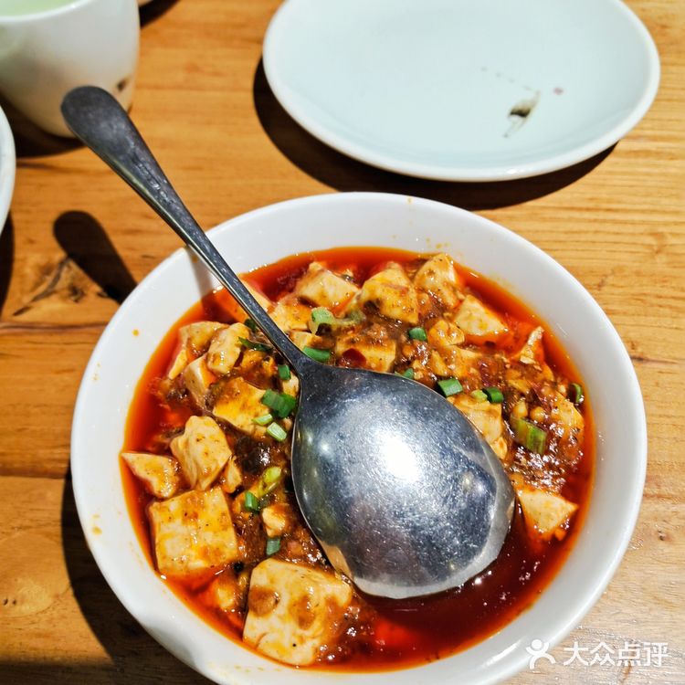 环境很好，适合朋友聚会，和朋友两个人一起过来的