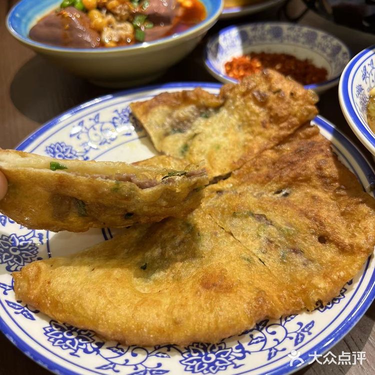 杭州探店|乐山美食翘脚牛肉开到杭州来啦