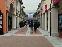 -佛罗伦萨小镇广佛名品奥特莱斯(疏港路店)