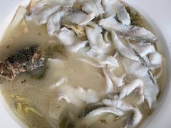 -渔语鱼酸菜鱼新川菜(来福士店)
