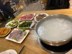 -吉友粥底火锅(方斜路店)