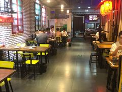 大堂-东直门小院烧烤(回龙观东大街店)