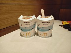 莓莓车厘子麦旋风-麦当劳(沙井京基百纳广场店)