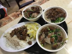 -香辉食馆(新兴路店)
