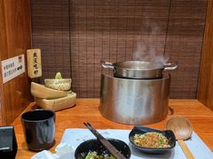 -独食火锅·半米屋台(直营总店)