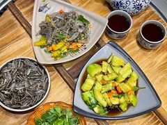 -老刘生态大鱼坊铁锅炖鱼(赛马场店)