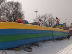-欢乐水魔方水世界