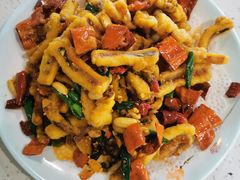 -巧克力渔家.小船海鲜胶东菜(万平口店)