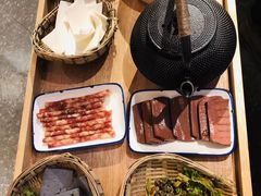 -贤合庄卤味火锅(时代广场店)