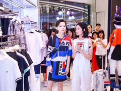 -王府井百货熙地港店