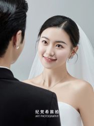 -纪梵希旅拍婚纱摄影(大连总店)