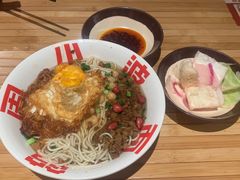 -周小波重庆小面·重庆名小吃(邹容路店)