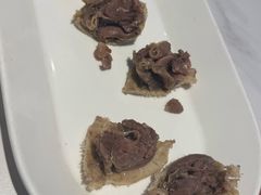 -小河公主秘制烤羊腿(小绿谷店)