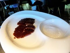 德胜枣木烤鸭-雀蓝川菜(奥体广场店)