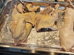 -王浩儿纪六孃甜皮鸭(乐山总店)