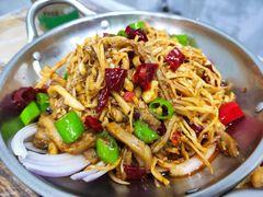 干锅手撕鸡-小民大排档(光谷店)