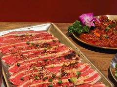 -明洞阿姨·韩式酱蟹烤肉·创意料理(方庄店)