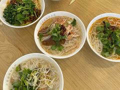 -力香园猪脚米线(金星店)