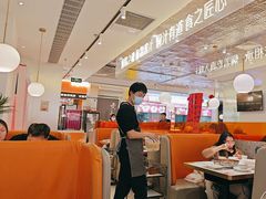 -黄记煌三汁焖锅(新佳丽江汉路店)