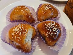 蜜汁叉烧酥-无锡城中皇冠假日酒店·芳园中餐厅