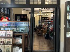 -良友书坊(安徽路店)