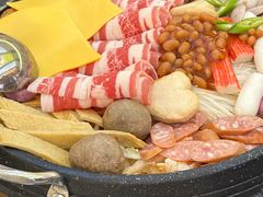 -豚妈妈汤饭·部队锅(南京东路店)