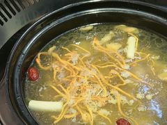 -野菌园·野生菌火锅首创第一家(关兴路总店)