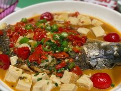 程氏泡椒半条鱼-鑫小城故事·藕汤·家常菜(台北一路总店)