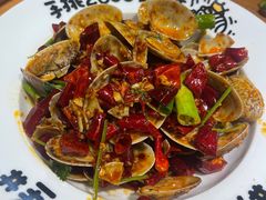 -喝丢一只鞋海鲜烧烤(市场店)