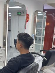 -米娜护肤造型
