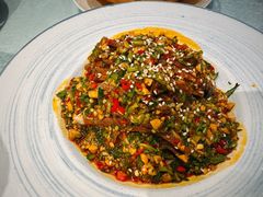 香菜牛肉丝-川府沸腾鱼