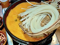 -黔有有贵州酸汤夺夺粉火锅(五味十字店)