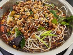 -周良天山牛杂城(天山路总店)