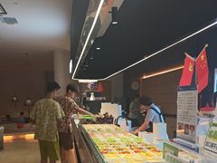 -涨巢·潮玩水疗局