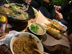 -万记麻辣烫国展总店