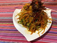 -香巴拉云南餐厅(华莱坞店)