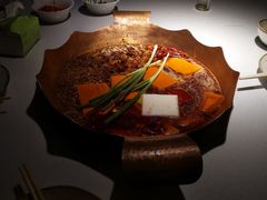 -墨居上隐·院子里火锅(峨眉店)