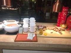 -大中华希尔顿酒店-念自助餐·嗨啤·小龙虾