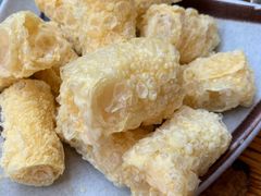 -毛辣果·贵州红酸汤牛肉火锅(西单店)