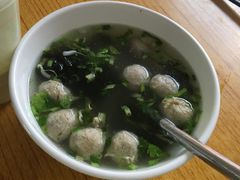 牛筋丸汤-老彬专工蚝烙糕粿