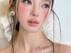 -金夫人化妆摄影职业培训学校