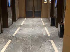 -泓历皇朝酒店(东亭店)