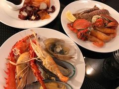 -圣丰索菲特·2 On 988 Café 自助餐厅